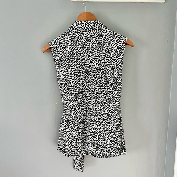 Express Cheetah Leopard Black and White Print Wrap Tank Top Blouse Large - Picture 5 of 8